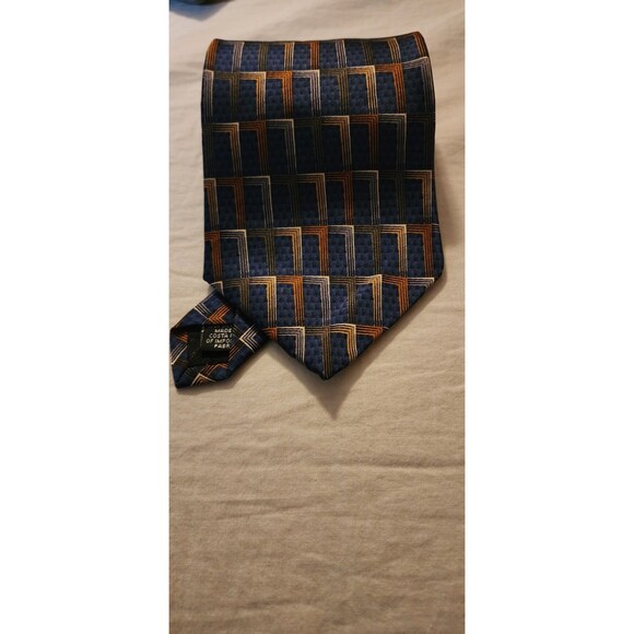 Bill Blass Men's 100% Silk Geometric Neck Tie Blue 4" x 57" - Picture 2 of 3
